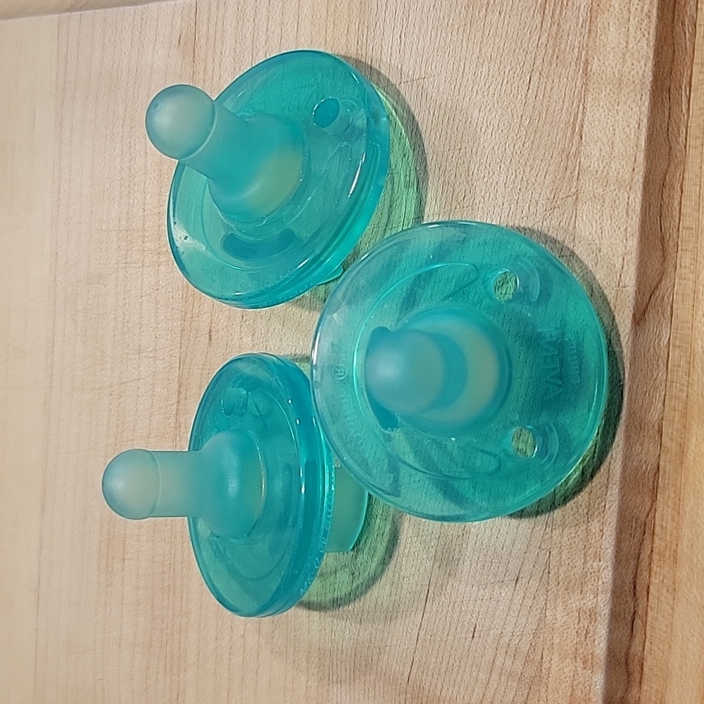 Avent pacifiers 0-3 months